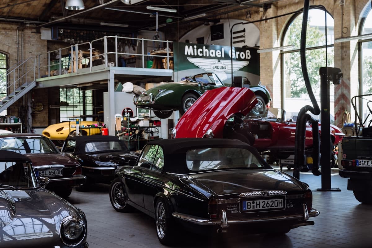 Pátio de veículos da Villa Motors